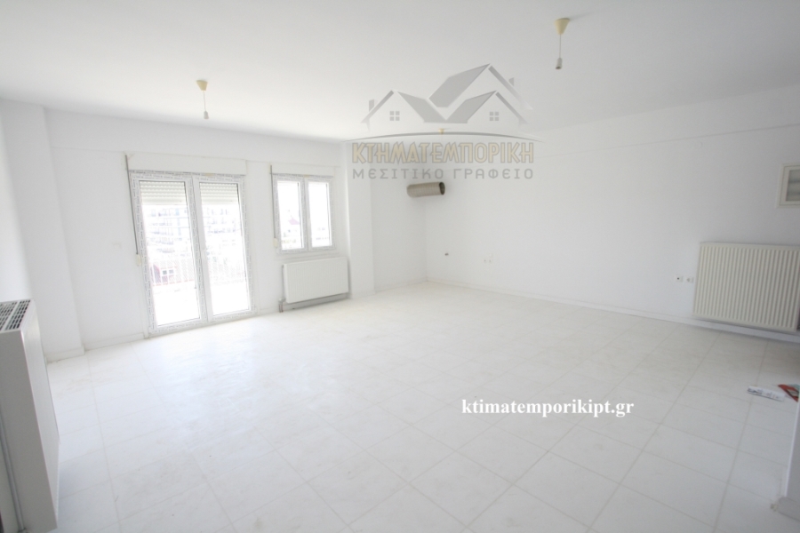 (For Sale) Residential Apartment || Kozani/Ptolemaida - 118 Sq.m, 3 Bedrooms, 125.000€ 