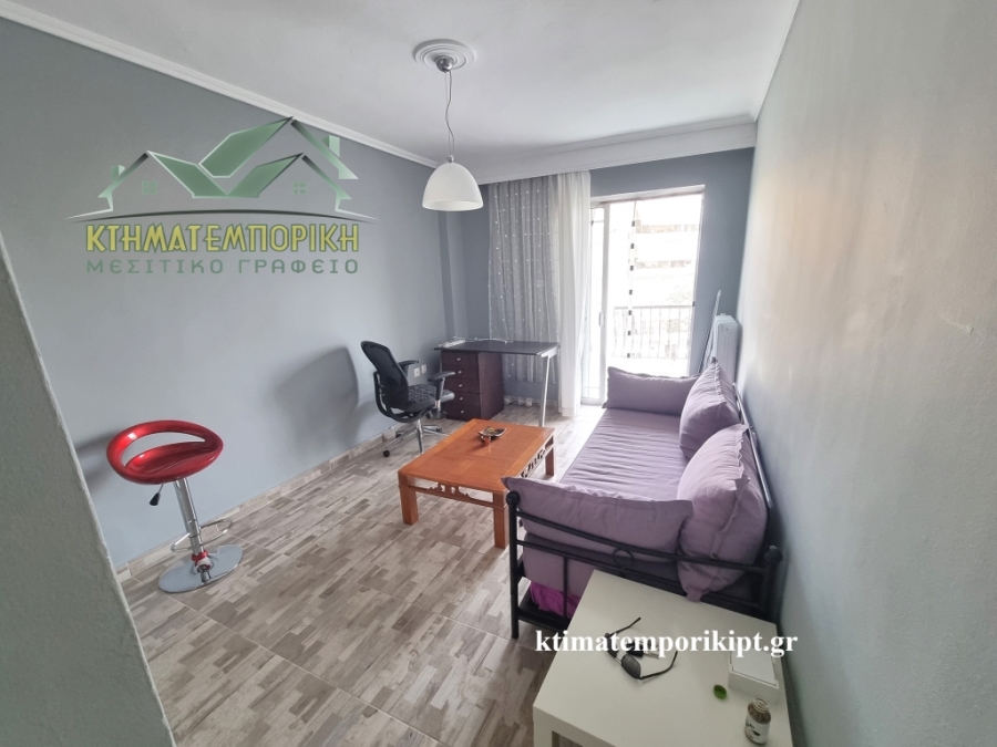 (Προς Ενοικίαση) Κατοικία Γκαρσονιέρα || Ν. Κοζάνης/Πτολεμαϊδα - 50 τ.μ, 1 Υ/Δ, 330€ 