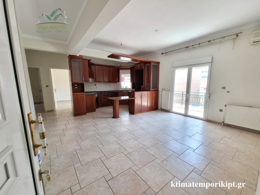 (For Rent) Residential Apartment || Kozani/Ptolemaida - 110 Sq.m, 2 Bedrooms, 430€ 