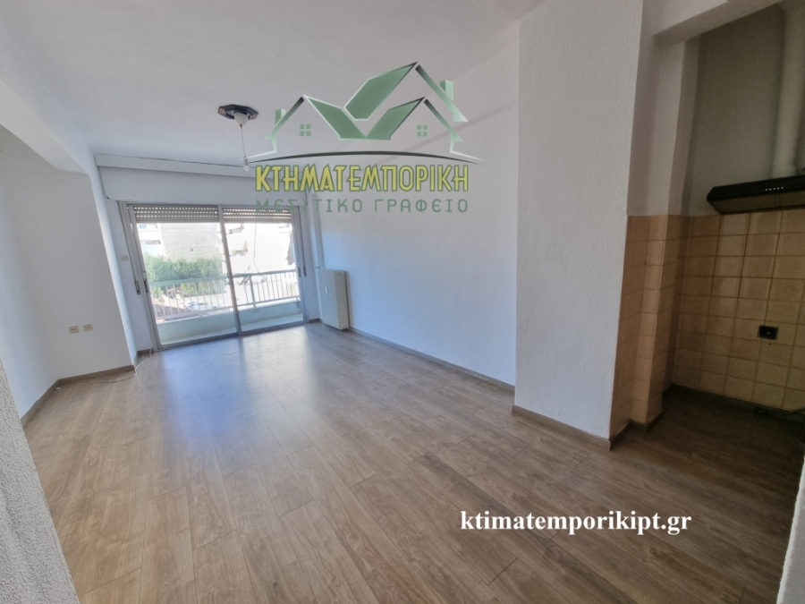 (For Rent) Residential Apartment || Kozani/Ptolemaida - 80 Sq.m, 2 Bedrooms, 350€ 